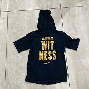 Nike tee size m wit ness